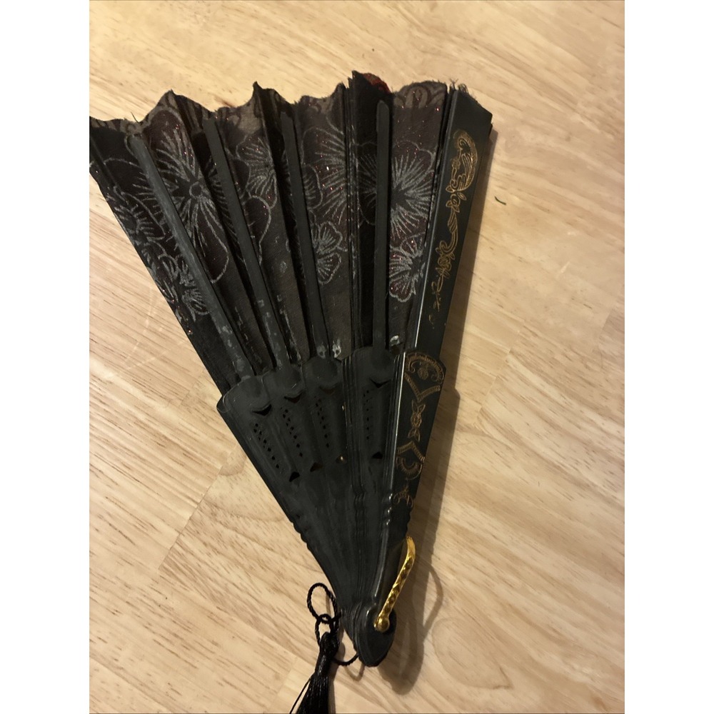 Vintage Fan Black With Floral And Gold Accent (3) - Picture 6 of 11